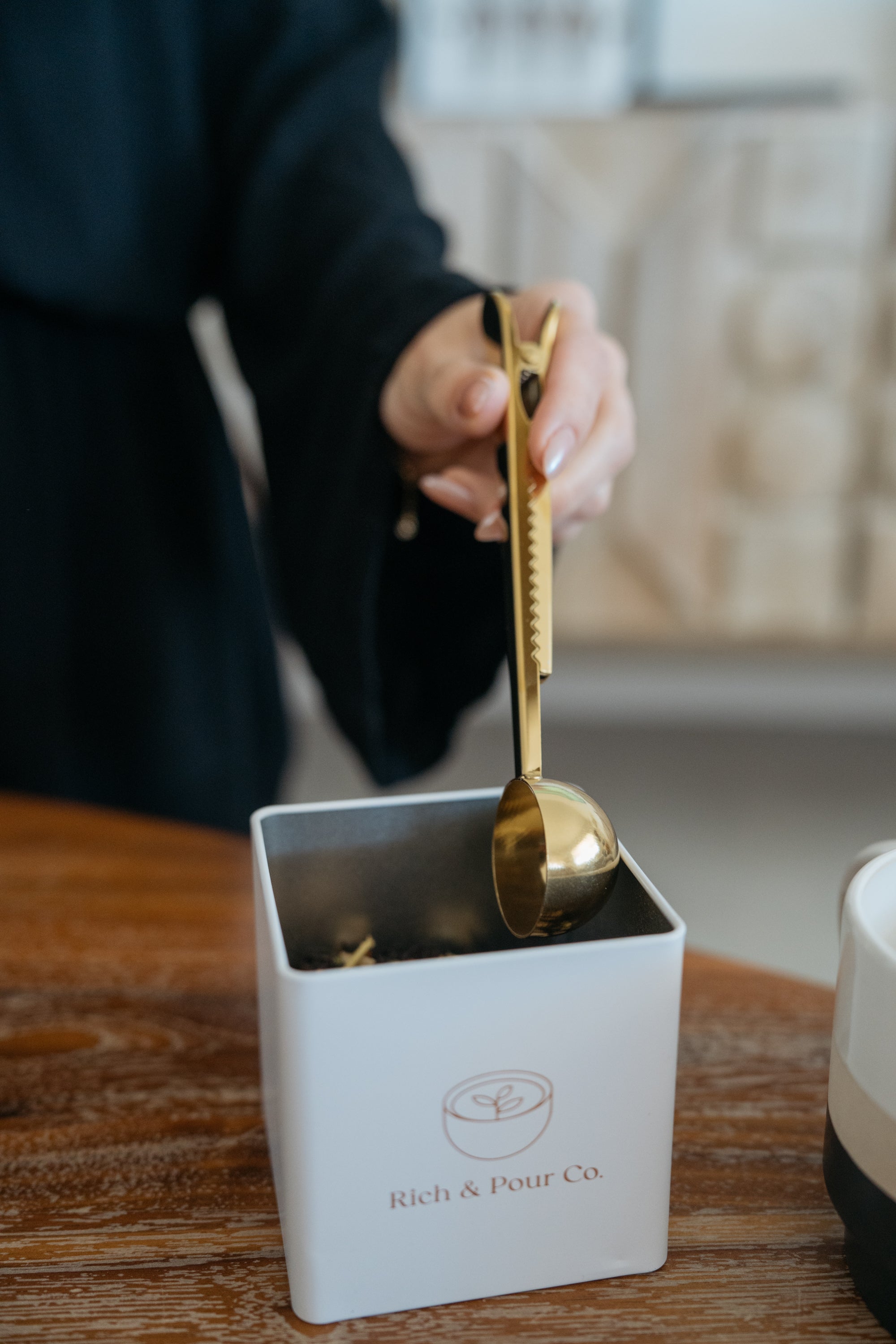 Tea & Coffee Spoon with Bag Clip - Rich And Pour