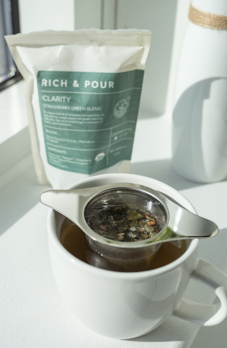 Stainless Steel Tea Infuser Mesh Strainer for Loose Leaf Tea - Rich And Pour