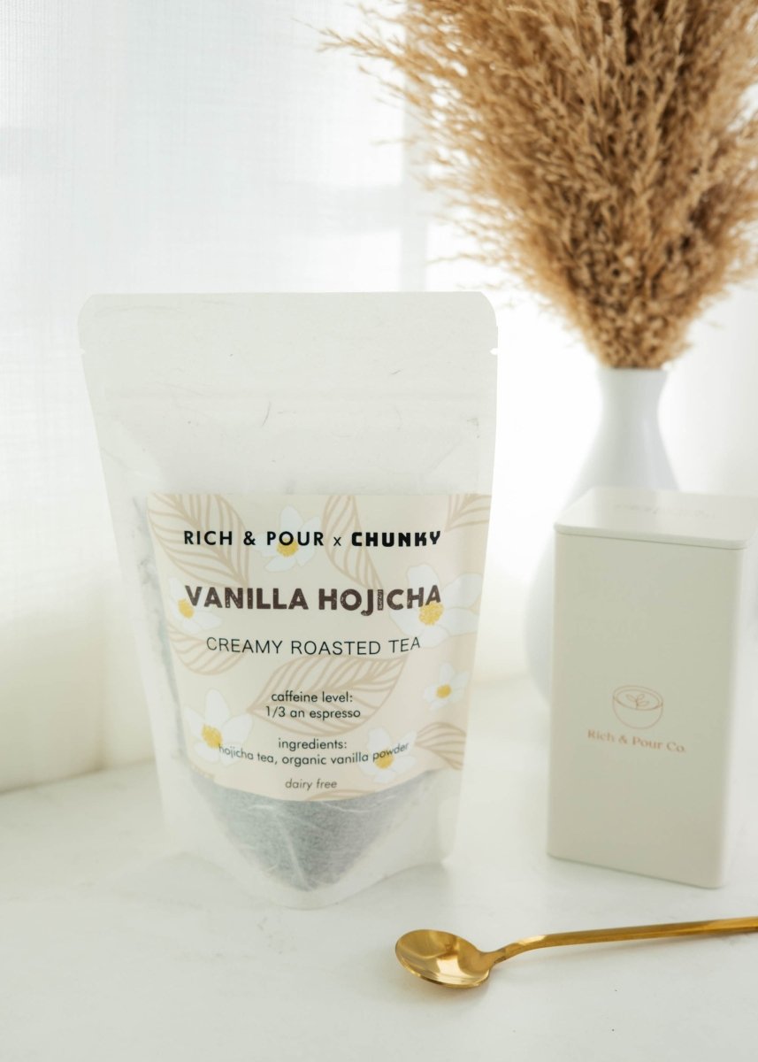 Vanilla Hojicha Tea - Rich And Pour
